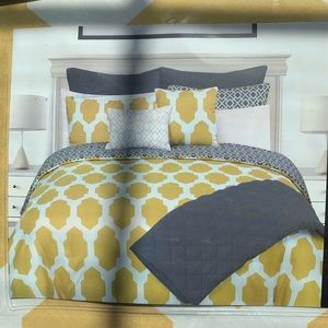 Max Studio Bedding Home Duvet Set Poshmark